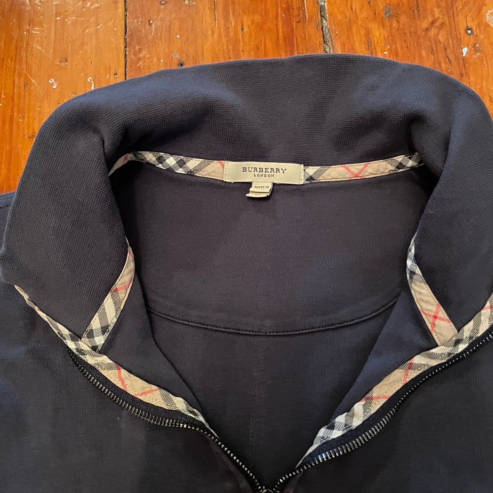 Burberry half zip pullover